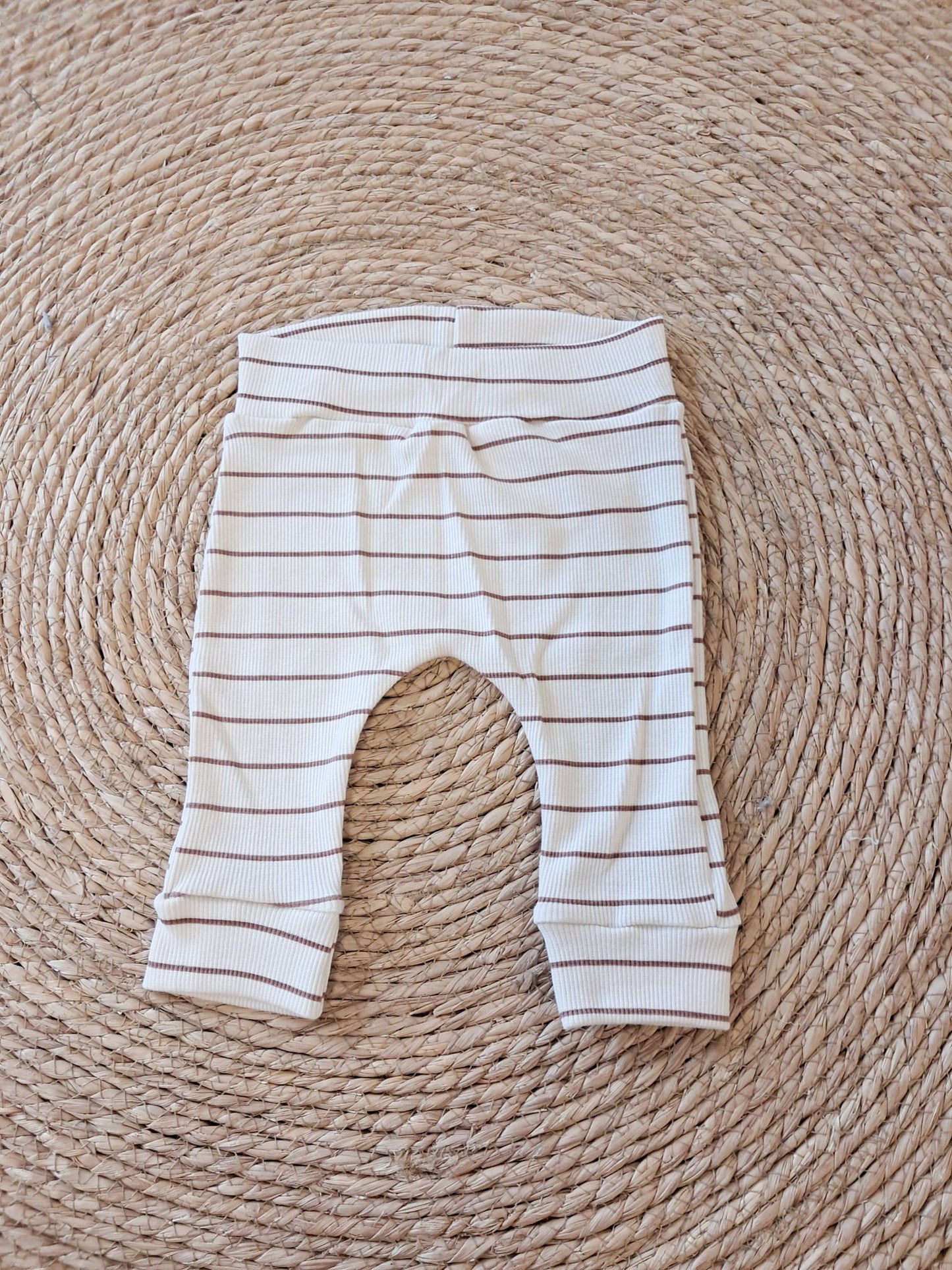 Broekje rib beige / camel streep