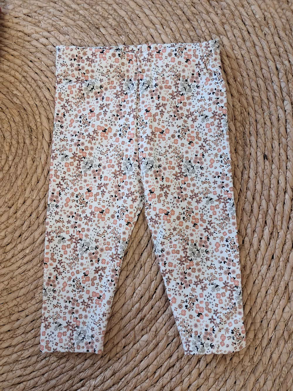 Broekje oranje/groene bloemen