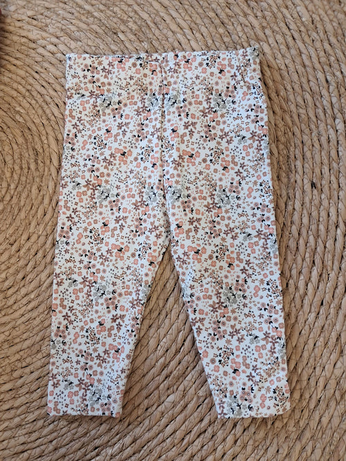 Broekje oranje/groene bloemen