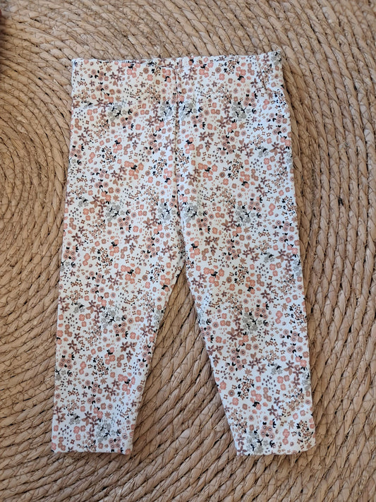 Broekje oranje/groene bloemen