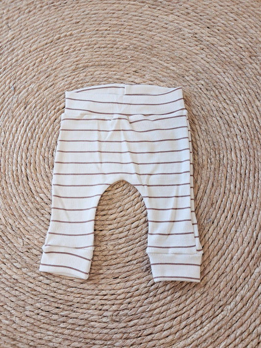 Broekje rib beige / camel streep
