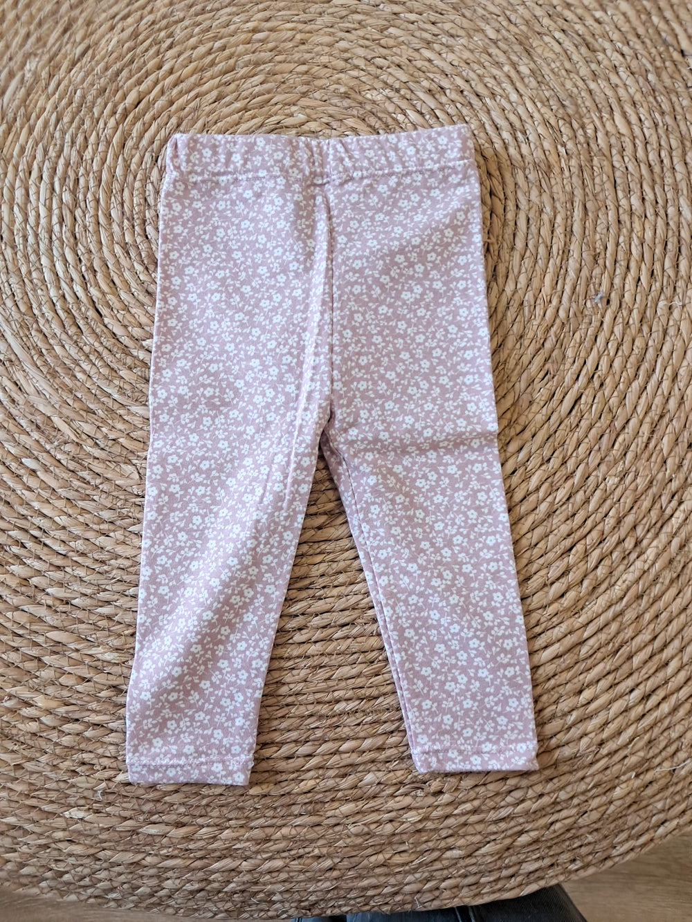 Broekje roze minibloem