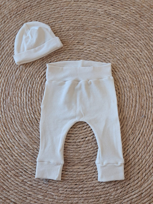 Broekje rib creme