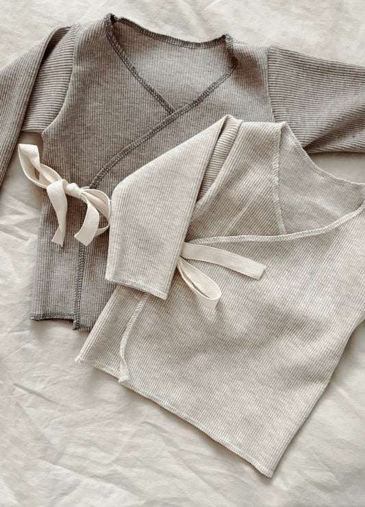 Rib beige overslagshirt