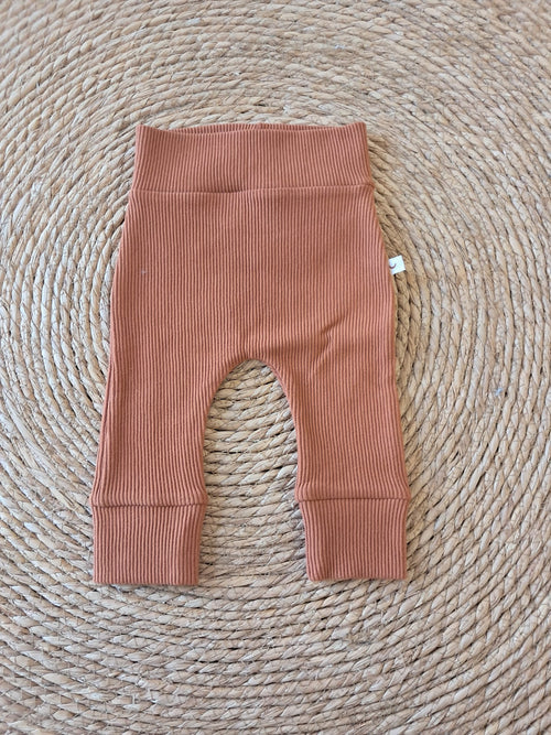 Broekje roest oranje