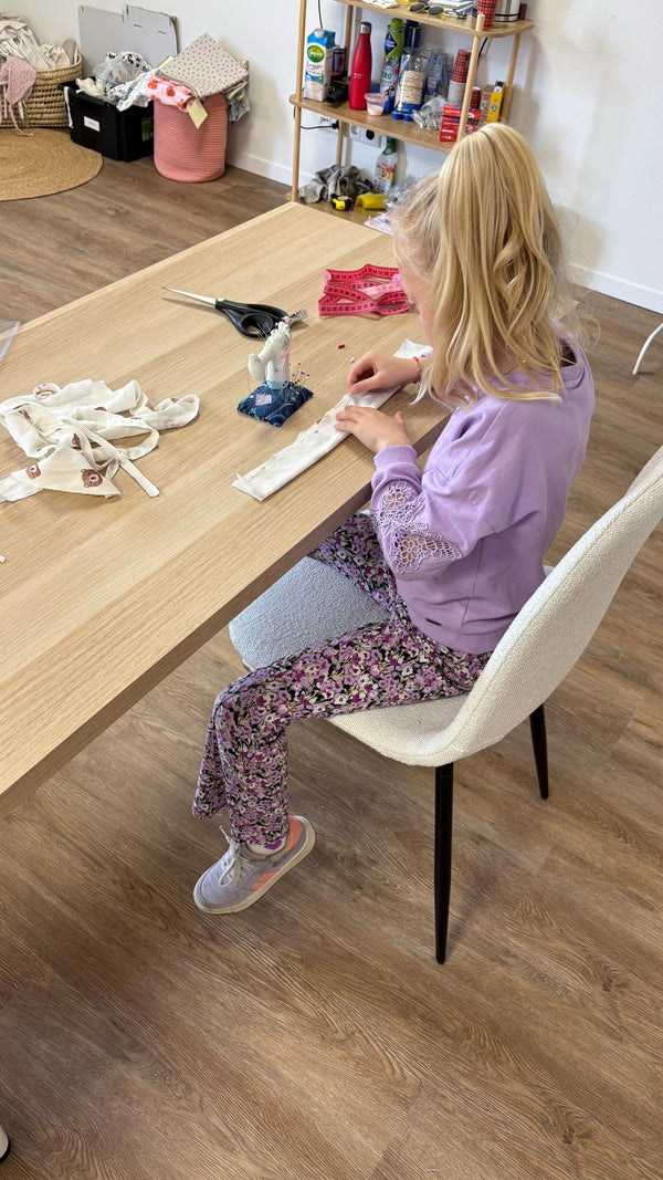 Naailes kind / tieners