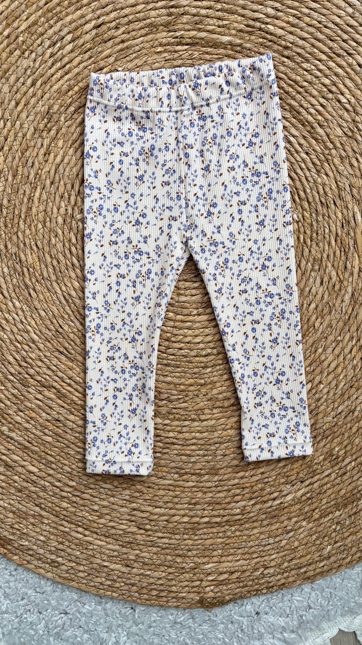 Broekje rib blauwe minibloem