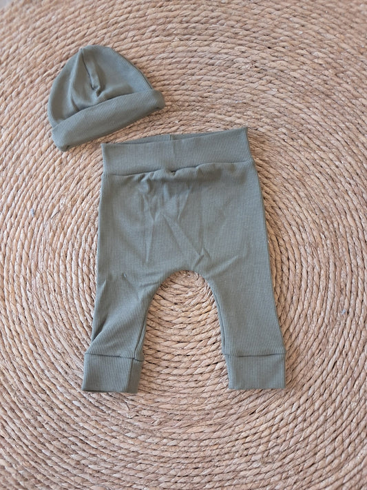 Broekje rib groen