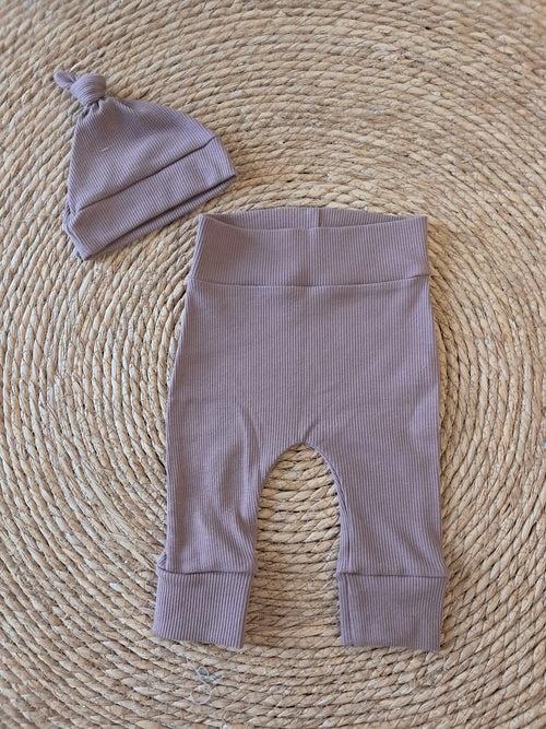 Broekje rib mauve